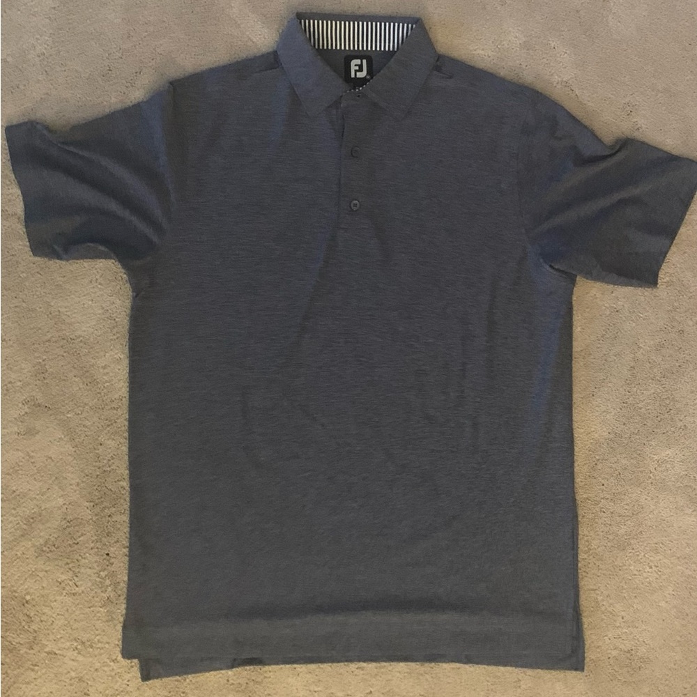 Men’s Footjoy golf shirt / polo. Medium
